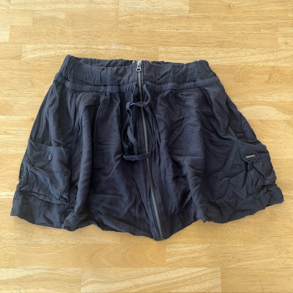 M Navy skirt